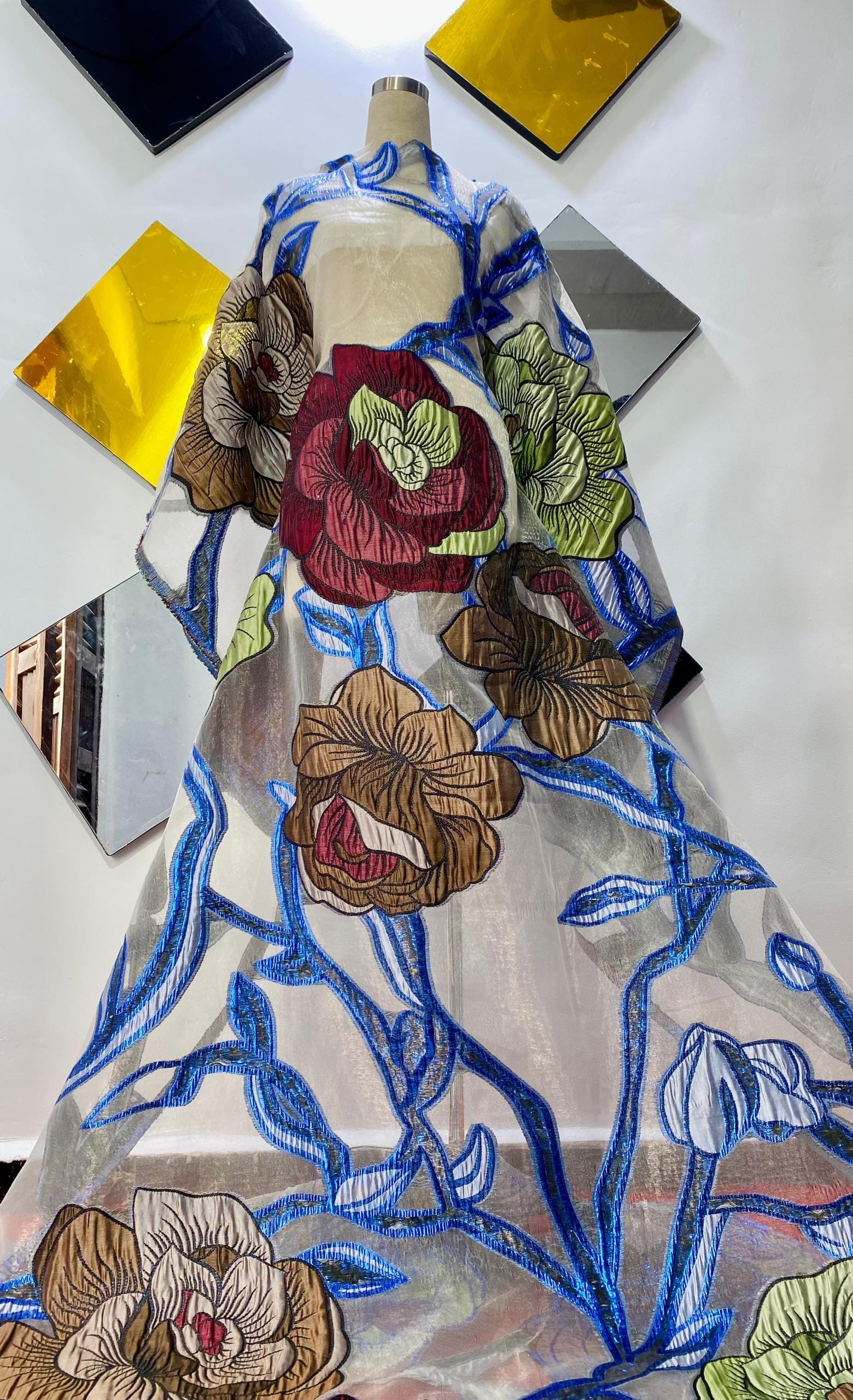 Big Organza Brocade Fabric - Image 4